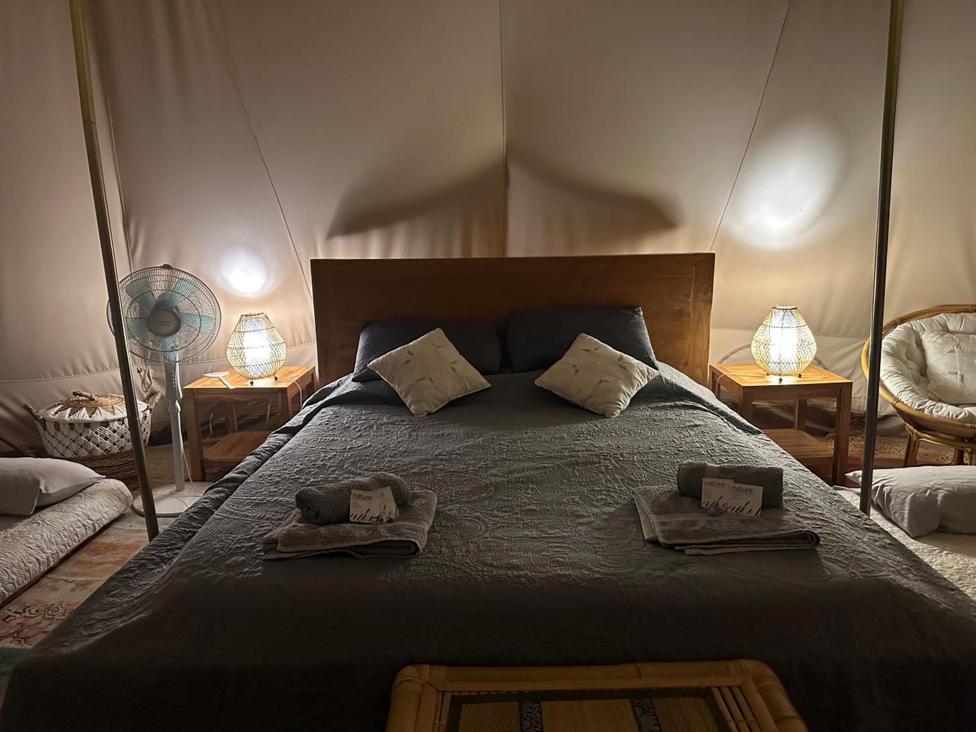 Paraiso Bell Tent Tortosa Exterior photo